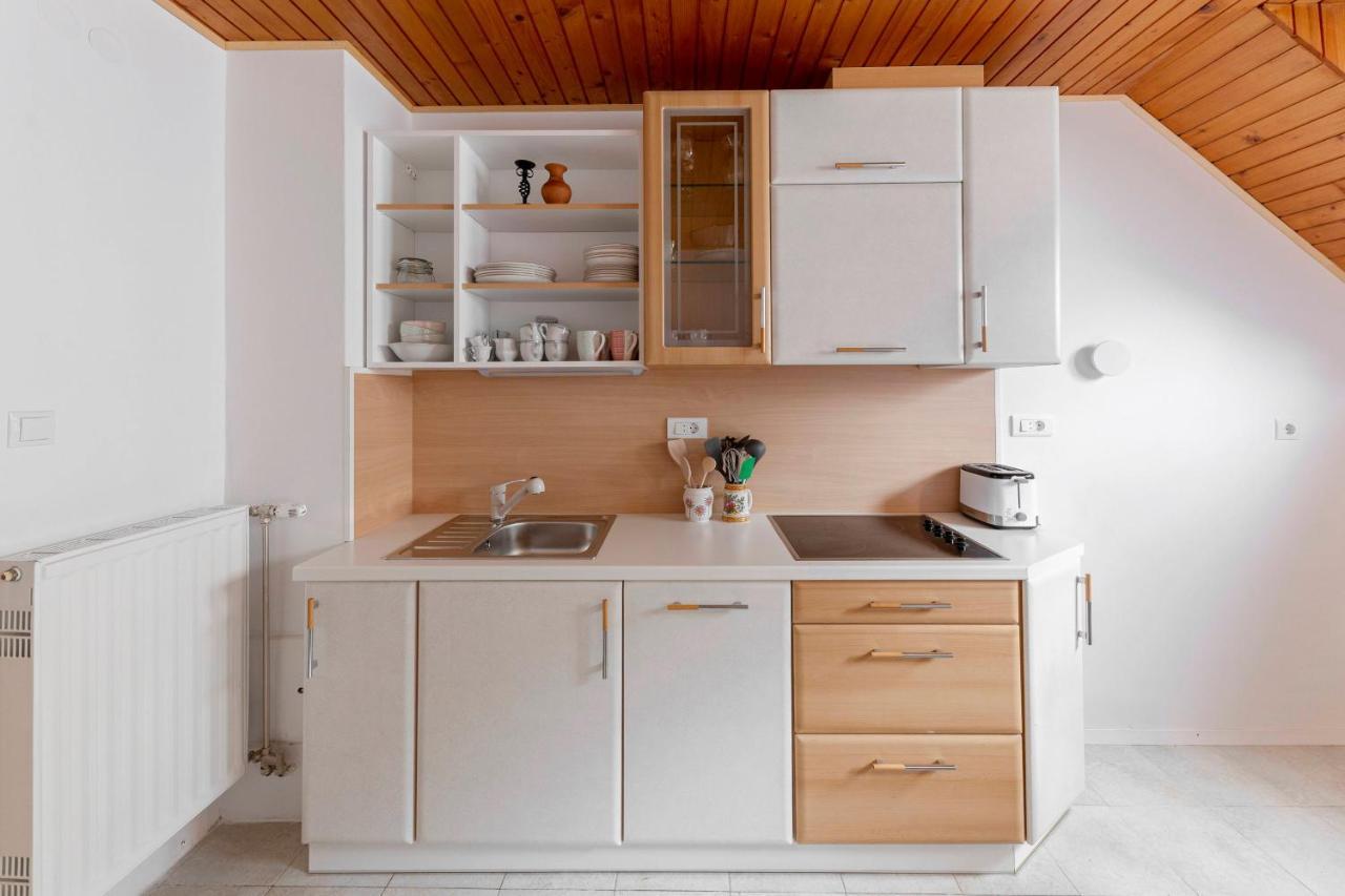 Apartma Mikelj بوينج المظهر الخارجي الصورة