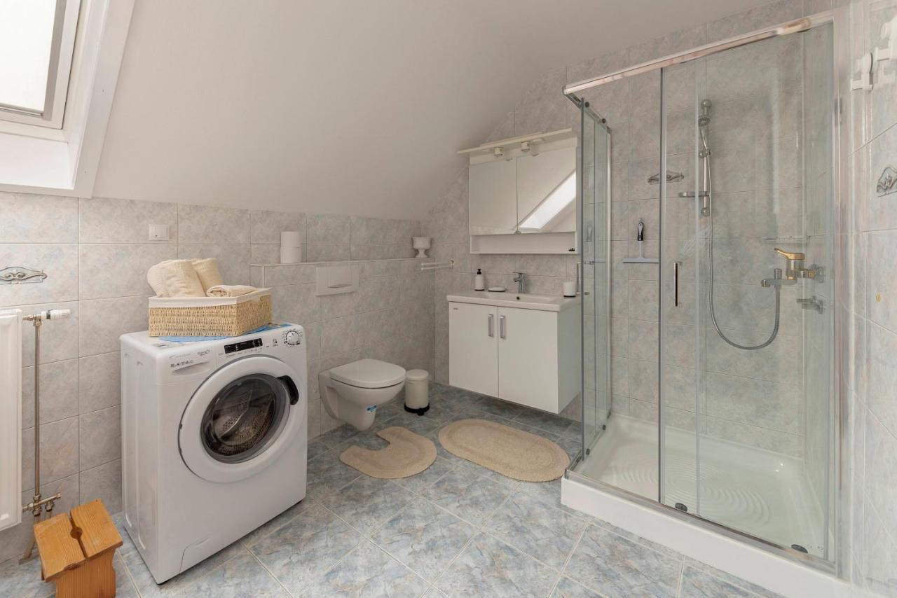 Apartma Mikelj بوينج المظهر الخارجي الصورة