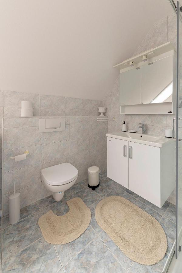 Apartma Mikelj بوينج المظهر الخارجي الصورة